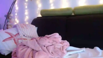 Ninixen  14-09-2021 showcum Female